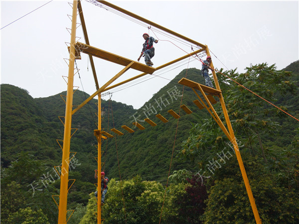 西安团建活动--高空断桥