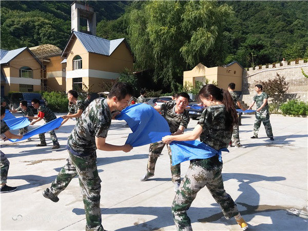 团建项目：极速 水弹